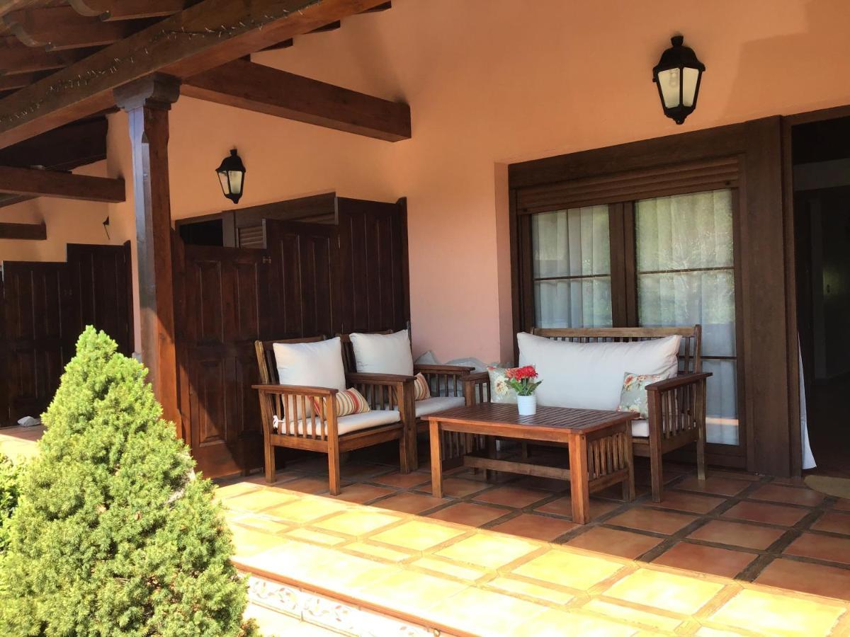 Apartamentos El Pedrayu Onís Kültér fotó